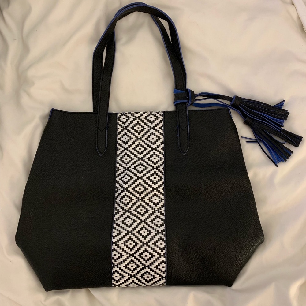 Expressions NYC Purse- NWOT